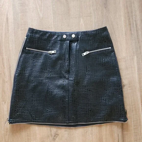 I.AM.GIA. Logan Mini Skirt, Black Faux Croc, Zipper Accent, - Picture 1 of 5